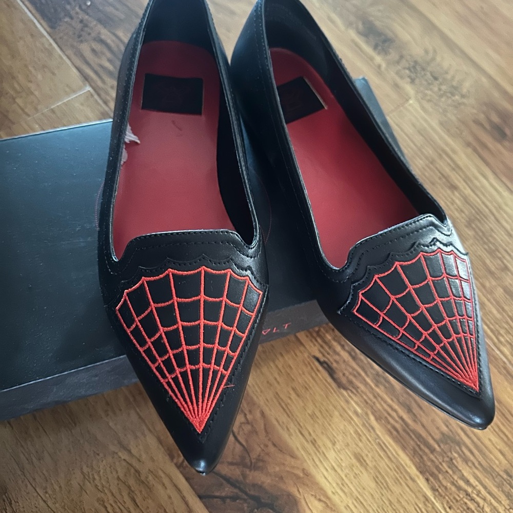 Strange Cvlt Women's Flats